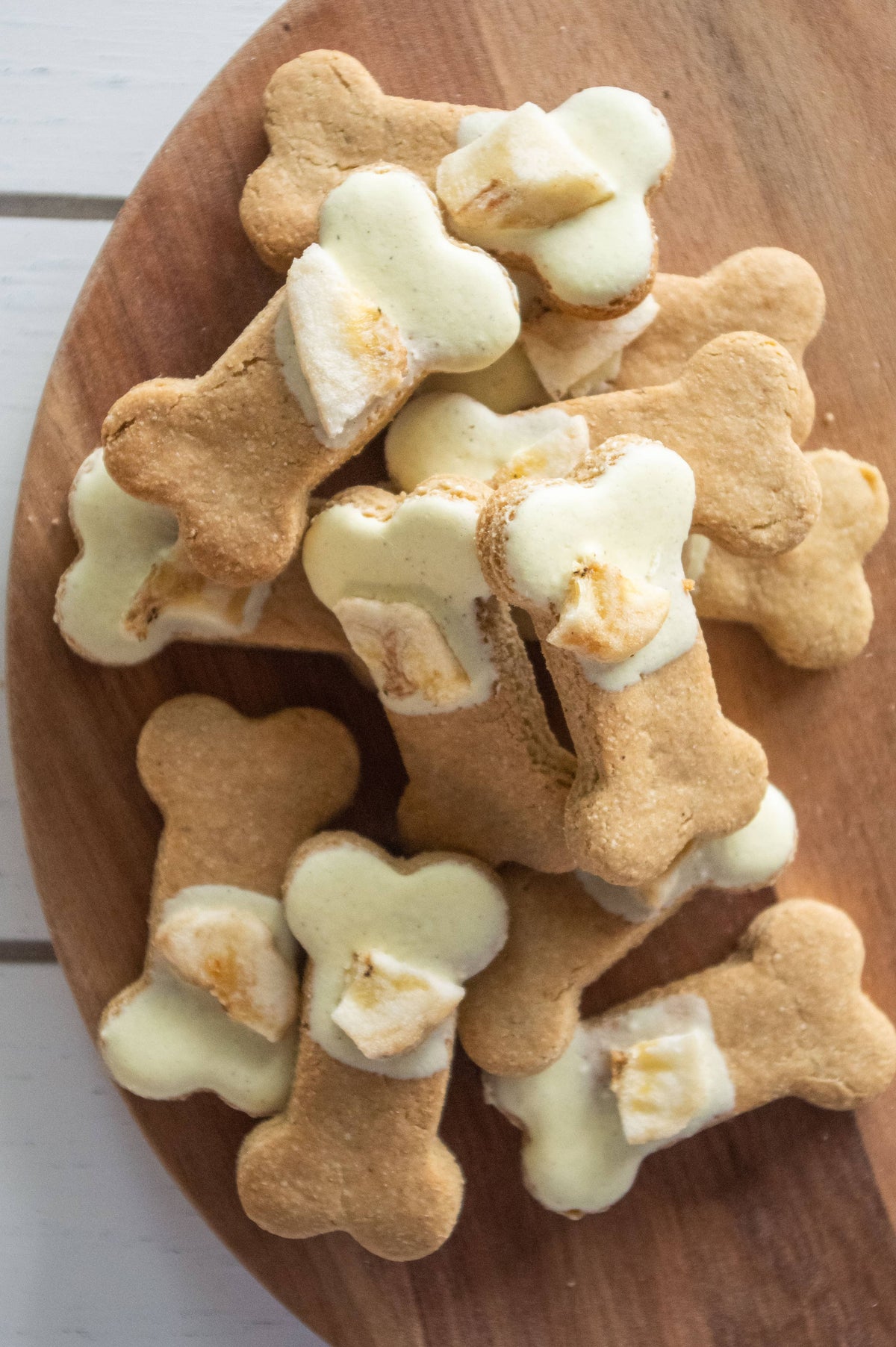 Banana Cream Pie Bone Biscuits